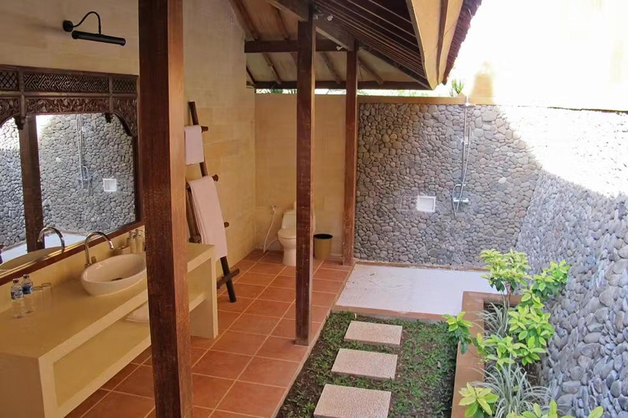 Bangsring Breeze Hotel Banyuwangi  Luaran gambar